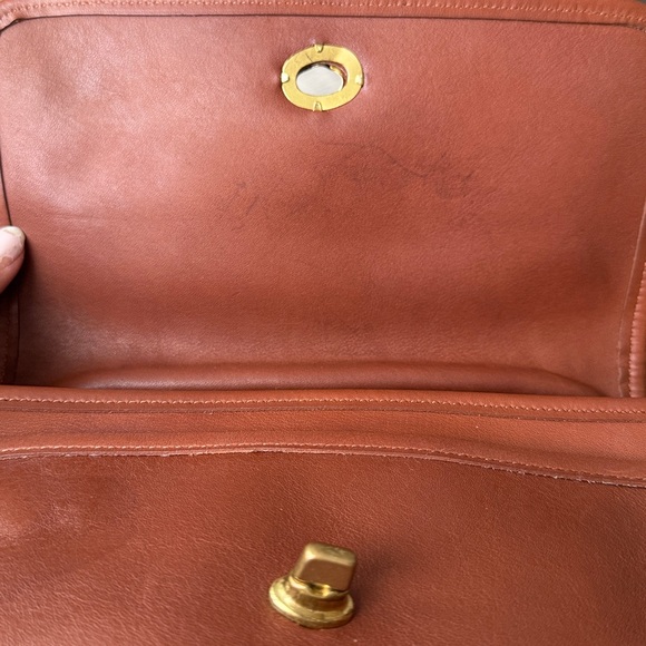Authentic Vintage Coach Court Bag 9870 – British Tan Glove-Tanned Leather – 1997 - Picture 10 of 10